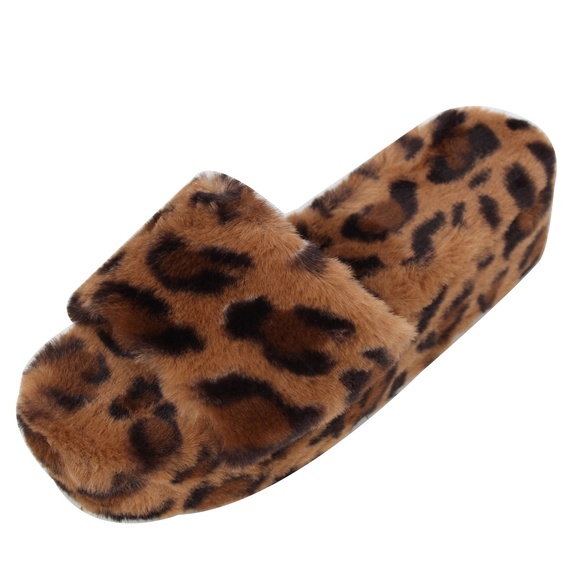 Leopard Furry Platform Wedge - Picture 2 of 6